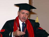 ‘Erdoğan’ın diploması sahte’: Adaylığının iptali için YSK’ya başvuru yapıldı