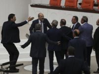 Ahmet Şık'a kürsüde saldırı! İşte AKP'nin engellemek istediği konuşmanın tam metni