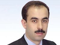 Visali Kara'dan beklenen istifa geldi