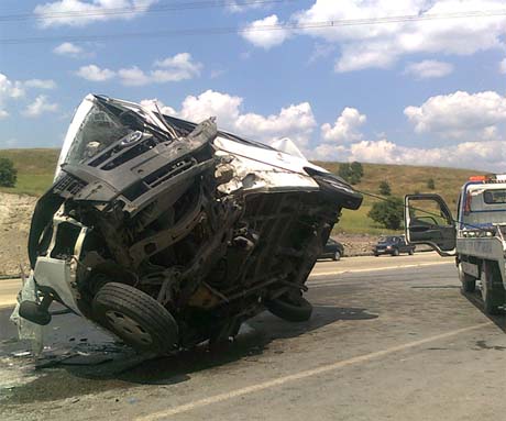 Kurşunluda meydana gelen kazada 17 yaralı var 1