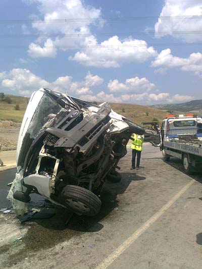 Kurşunluda meydana gelen kazada 17 yaralı var 4