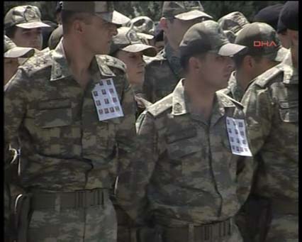 13 şehit için yapılan ilk tören 3