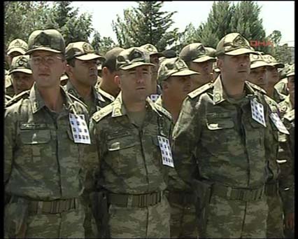 13 şehit için yapılan ilk tören 4