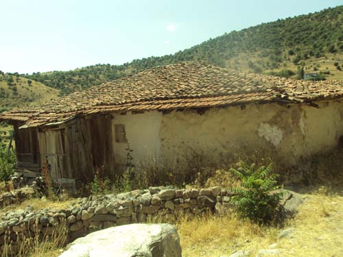 Vedat Beki Hilal Cebecinn dede ocağında 2