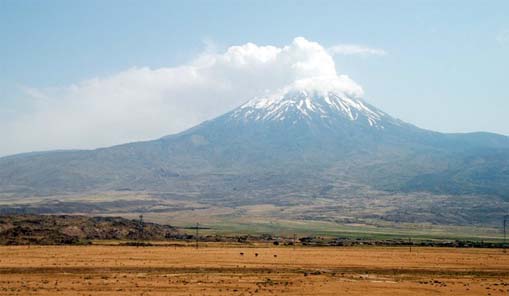 Çankırılı dağcı ve Sözcü18 Ağrı Dağının zirvesinde 7