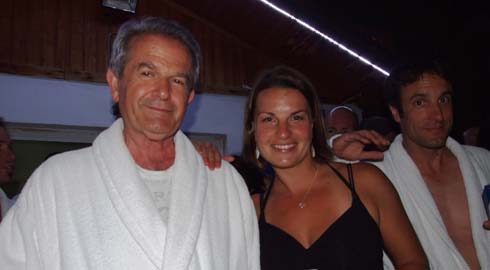 Çavundur Termal Otelde yapılan bornoz partisi! 2