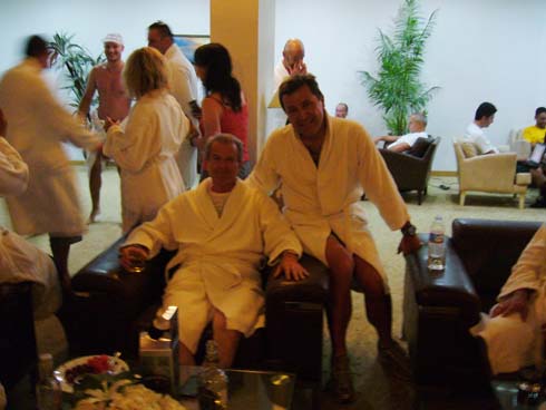 Çavundur Termal Otelde yapılan bornoz partisi! 5