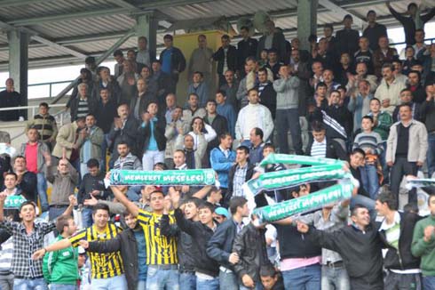 Ligin dibine demir attık 1