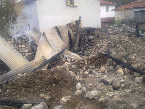 Çamada çıkan yangın korkuttu 4