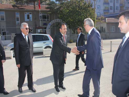 Vali Özcan Şabanözünde 1