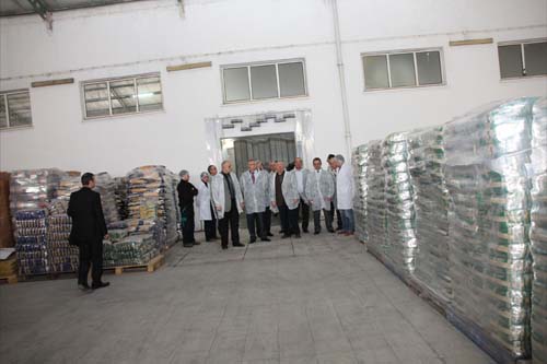 Vali Özcanın UNTAŞ ve Berrak Makarna ziyaretleri 12