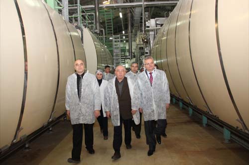 Vali Özcanın UNTAŞ ve Berrak Makarna ziyaretleri 3