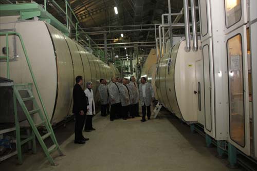 Vali Özcanın UNTAŞ ve Berrak Makarna ziyaretleri 4