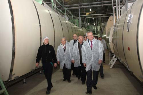 Vali Özcanın UNTAŞ ve Berrak Makarna ziyaretleri 5