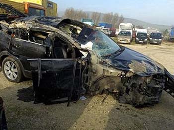 Sevilen türkücü Kıvırcık Ali trafik kazası kurbanı 1
