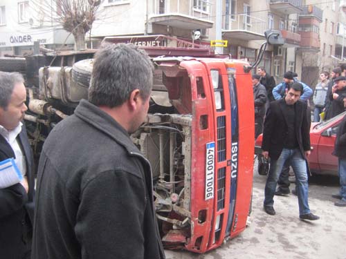 Şans eseri can kaybı yok 15