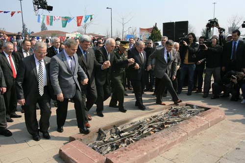 Komik Nevruz Ateşi fotoğrafları 10