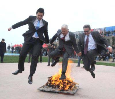 Komik Nevruz Ateşi fotoğrafları 5