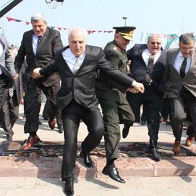 Komik Nevruz Ateşi fotoğrafları 6