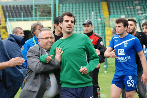 Körfez FK maçı sonrası yaşanan olaylar 5