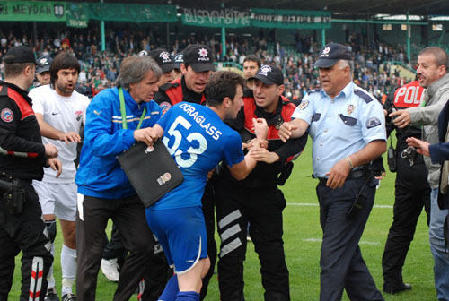 Körfez FK maçı sonrası yaşanan olaylar 7