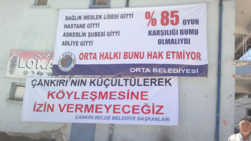 Cumhuriyet tarihinde Ortada ilk miting 1