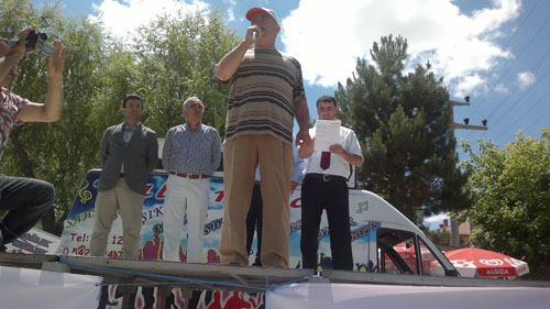 Cumhuriyet tarihinde Ortada ilk miting 9