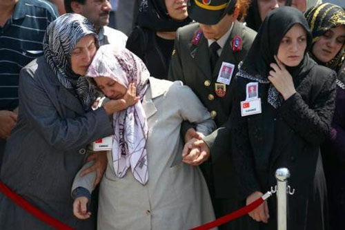 Devletin zirvesi şehit Ahmet Çağların cenazesinde 9