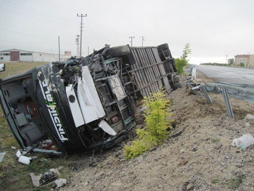 Çankırı-Çerkeşte katliam gibi kaza! 7