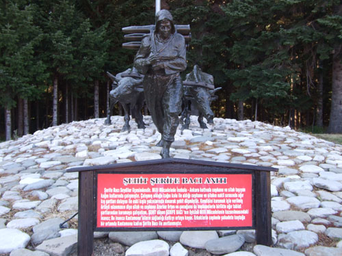 İstiklal Yolu yürüyüşü gerçekleştirildi 23