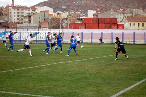 Çankırıspor Bozüyük deplasmanından 3 puanla dönüyor 4