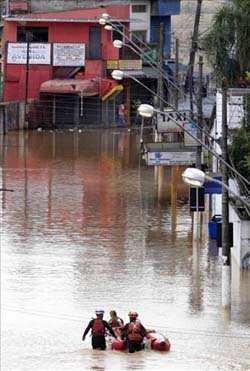 Brezilyada sel suları 270 can aldı 6