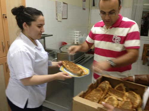 Başhekim Topcudan sahur ikramı 3