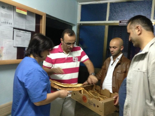 Başhekim Topcudan sahur ikramı 5