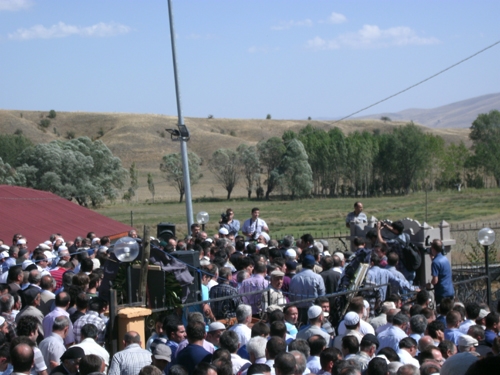 Vahap Yartaş'ı binler uğurladı 9