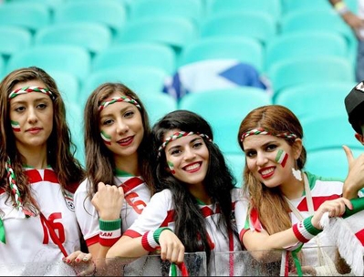 İranlı taraftarlar Brezilya'yı salladı 15