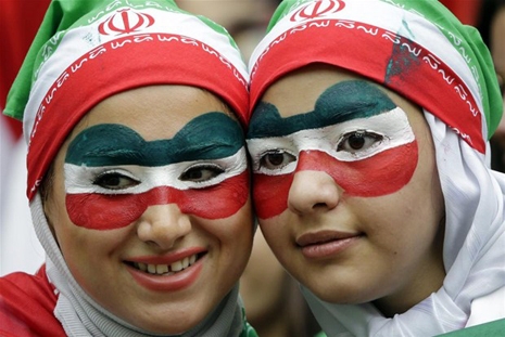 İranlı taraftarlar Brezilya'yı salladı 5