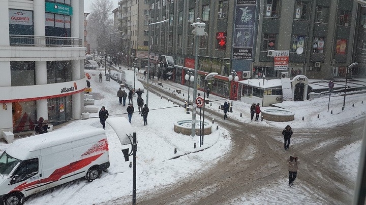 Yeni yılda yağan ilk kar sonrası Çankırı... 1