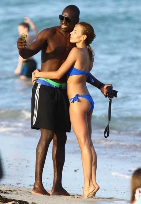 Demba Ba Miami sahillerinde görüntülendi 4