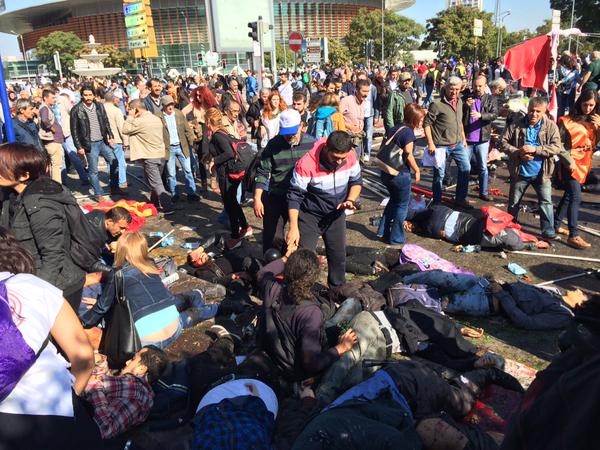 Ankara'da bomba patladı: 95 can kaybı 5