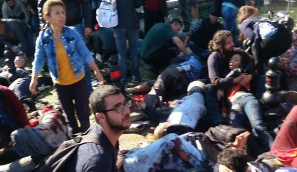 Ankara'da bomba patladı: 95 can kaybı 7
