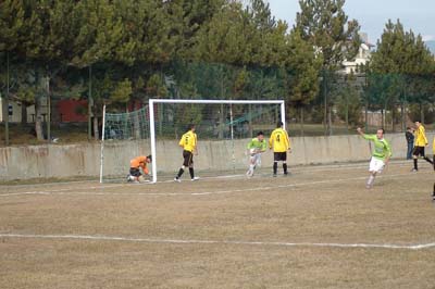 Ilgazspor Yapraklı Belediyespor engelini 2-1le geçti 1