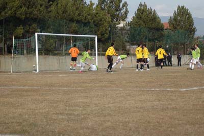 Ilgazspor Yapraklı Belediyespor engelini 2-1le geçti 6