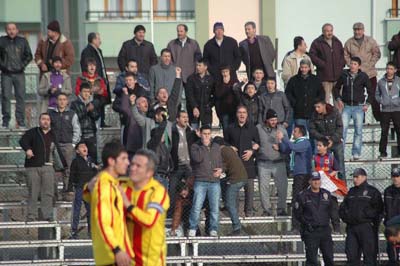 Ilgazspor Yapraklı Belediyespor engelini 2-1le geçti 7