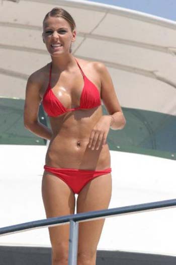 Türkiyenin en seksi kadını seçildi 5