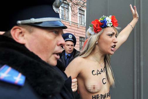 Ukraynada FEMEN Protestoları 19