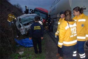 Bursada TIR dehşeti: 3 ölü 1