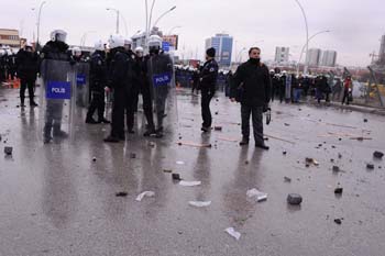 Ankarada öğrencilere polis müdahalesi 7