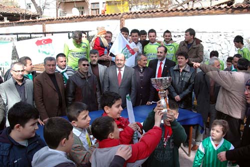 Şampiyonluk Kupası Ilgazsporun ellerinde 24