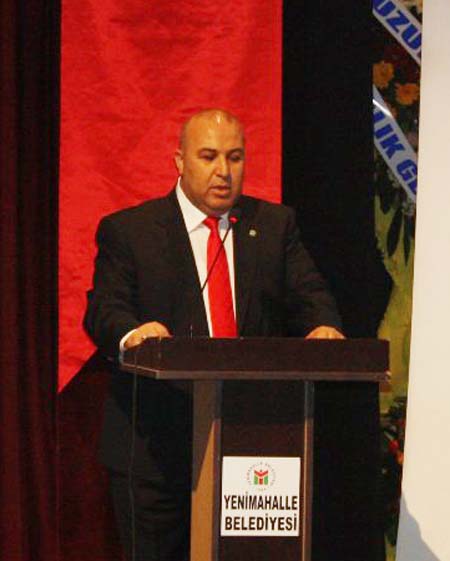 Sevgi Petek söyledi, Ortalılar coştu 8